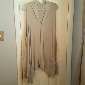 LOGO by LORI GOLDSTEIN Vest